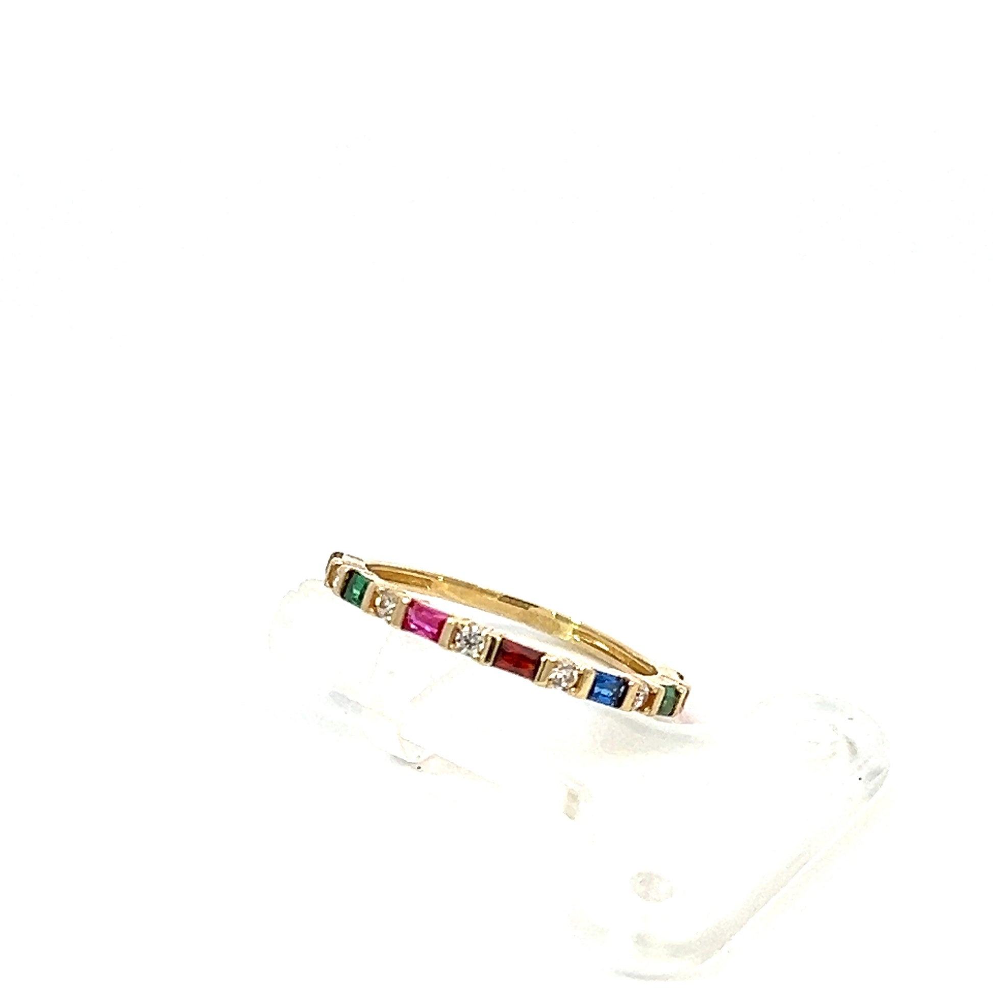 Anillo de oro 14k con Zirconia Suiza