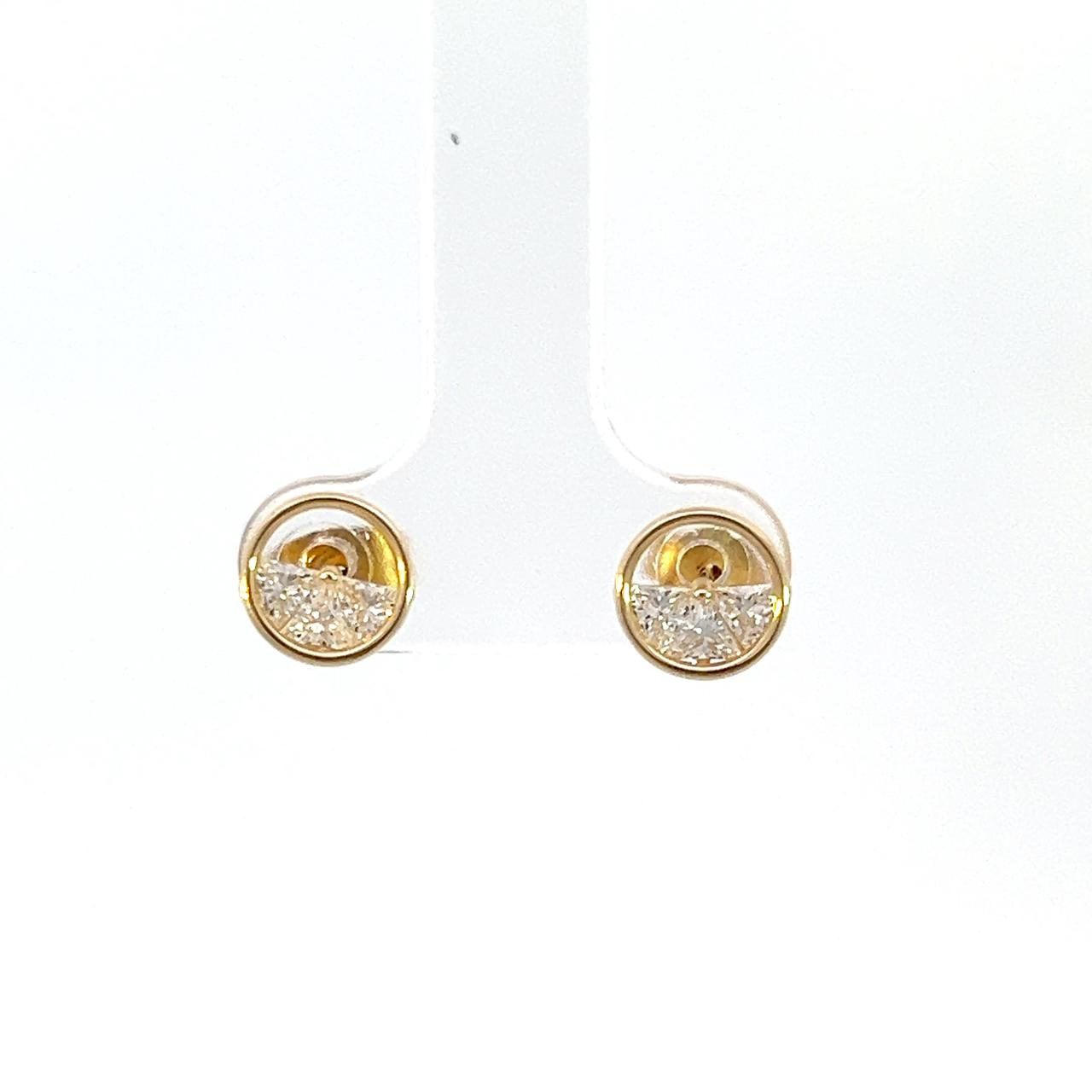 Broquel de oro 10k con Zirconia Suiza