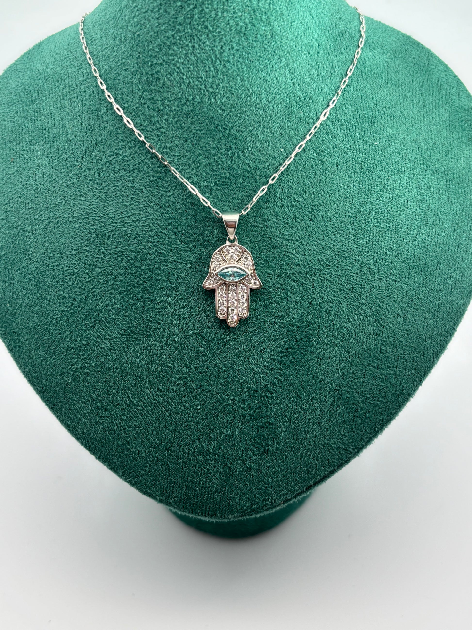 Dije "mano de fatima" oro 14k